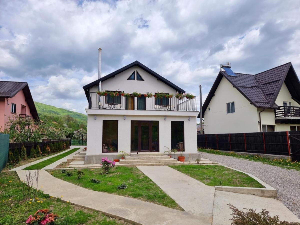 Hanul Doftana Traisteni Exterior photo